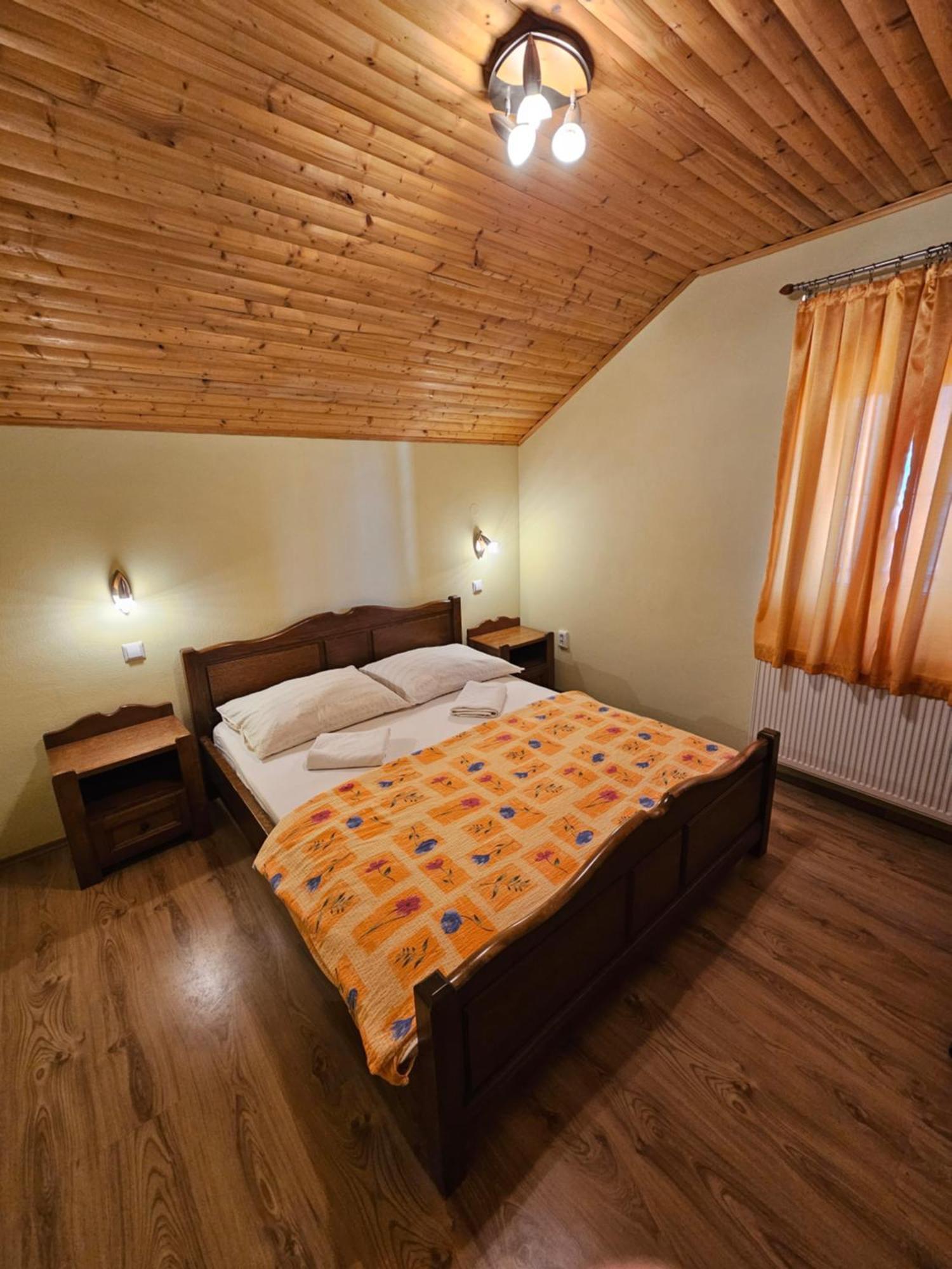 House Mirjana Hotel สโมลยานัซ ภายนอก รูปภาพ