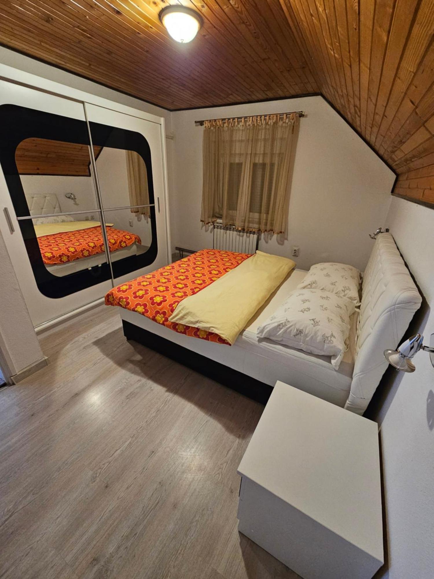 House Mirjana Hotel สโมลยานัซ ภายนอก รูปภาพ